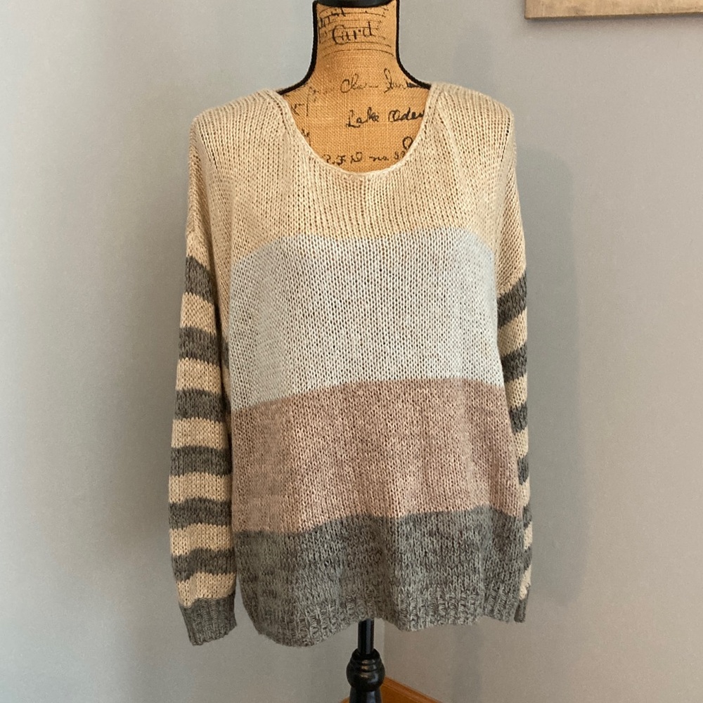 Maurices Colorblock Sweater Striped Sleeves in Soft Shades Women Size XL